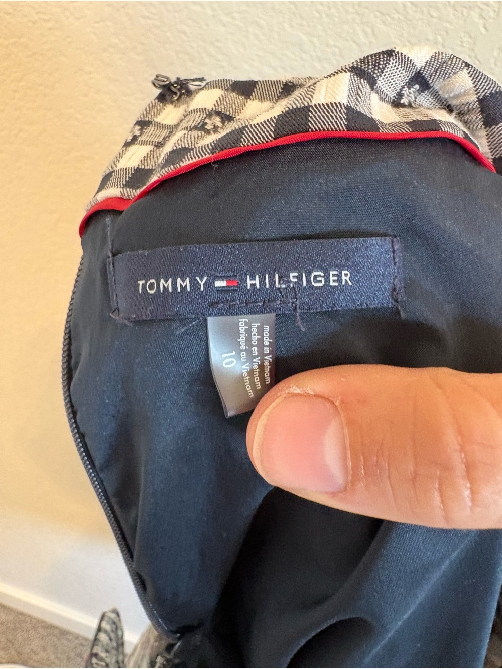 Tommy Hilfiger Gingham Flare Skirt Size 10 Navy White Embroidered Preppy - Picture 10 of 12
